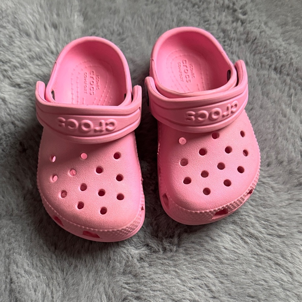 CROCS Kids Light Pink Clogs